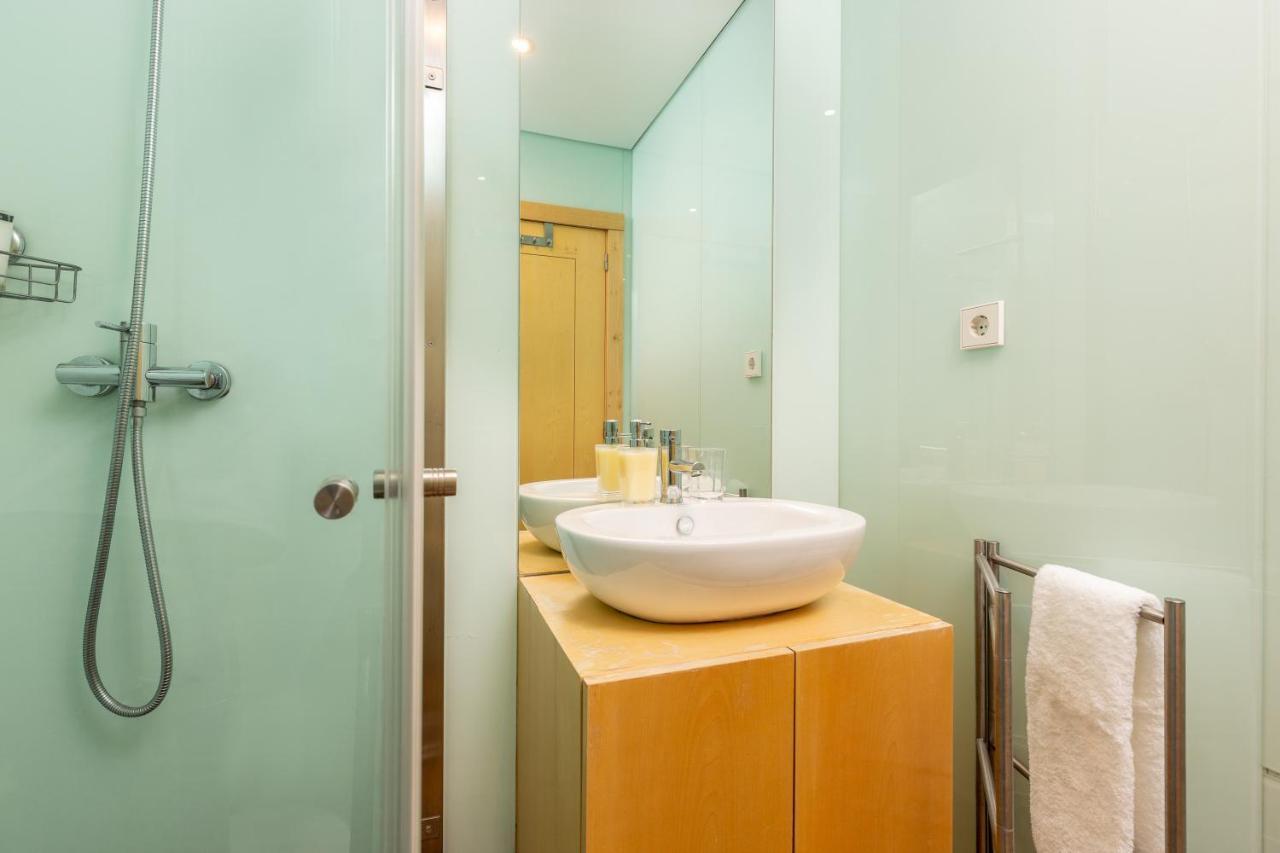 شقة Sunny Loft In Downtown Porto With Private Parking المظهر الخارجي الصورة