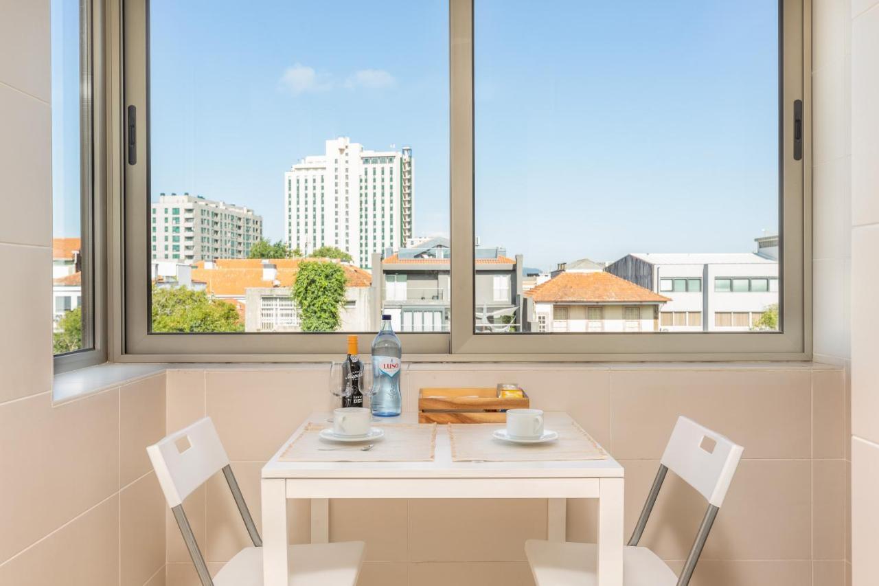 شقة Sunny Loft In Downtown Porto With Private Parking المظهر الخارجي الصورة